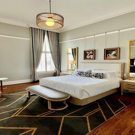 The Tremont House, Galveston, A Tribute Portfolio Hotel Bagian luar foto
